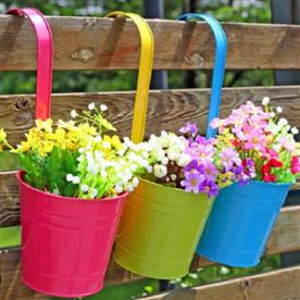 9.1 INCH (23 CM) RONDA NO. 2320 ROUND PLASTIC PLANTERS WITH 3 TIER HANGING KIT (RED, GREEN, YELLOW) 