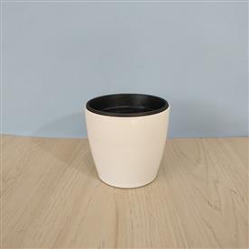 4 INCH (10.5 CM) VALENCIA 16 ROUND PLASTIC PLANTER (WHITE)     