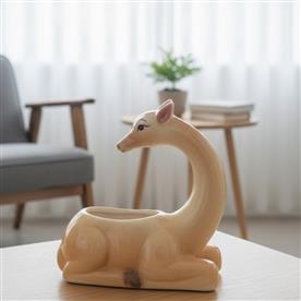 CAMEL CERAMIC PLANTER
