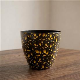 DECORATIVE METAL PLANTER 